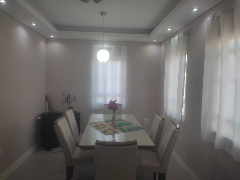 Casa à venda Jardim Nova Europa com 126m² e 3 quartos por R$ 700.000 - 1765435726-86224e4b-a943-48a9-acc0-d0940ff9da62.jpeg
