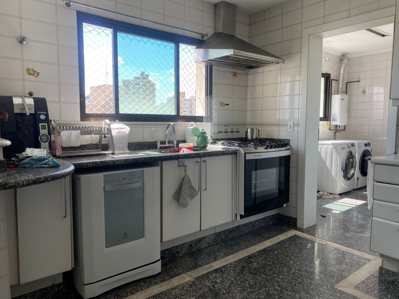 Apartamento à venda Centro com 225m² e 3 quartos por R$ 1.100.000 - 966196744-b3cc3b00-800b-4440-948d-f8ec16bbc171.jpeg