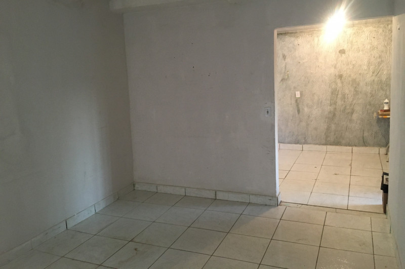 Casa à venda Paraíso com 100m² e 4 quartos por R$ 75.000 - 1160796358-img-2613.JPG