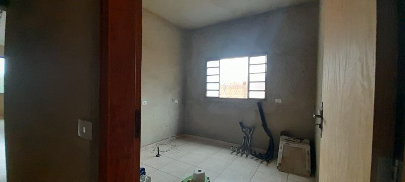 Casa à venda Jardim Santa Esmeralda com 256m² e 4 quartos por R$ 390.000 - 1595671889-20230828-133032.jpg