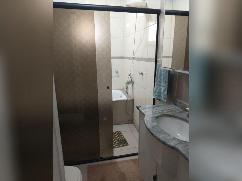 Casa à venda Santa Tereza com 254m² e 3 quartos por R$ 570.000 - banheiro-frente.jpg