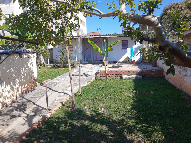 Casa à venda Parque Manchester com 300m² e 2 quartos por R$ 305.000 - 637245488-img-20200827-144335576.jpg