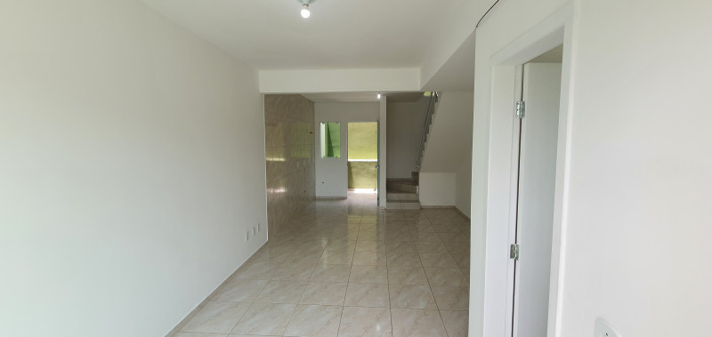 Casa à venda Jarivatuba com 69m² e 2 quartos por R$ 225.000 - 1869790288-3.jpg