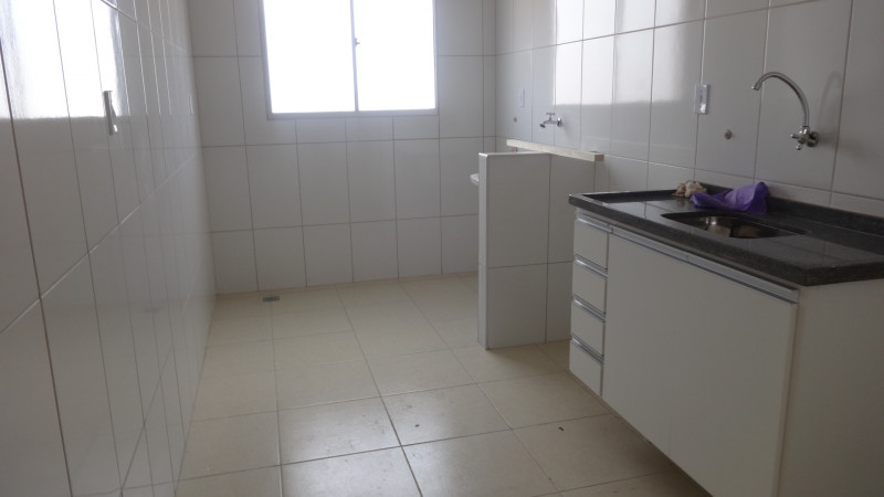 Apartamento à venda Residencial Manuela com 76m² e 2 quartos por R$ 168.000 - 1753938668-dsc04852.JPG