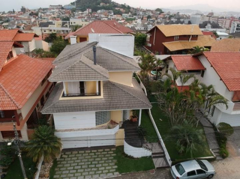 Casa de condomínio à venda Coqueiros com 376m² e 3 quartos por R$ 2.100.000 - 1565083031-img-20220815-wa0106.jpg