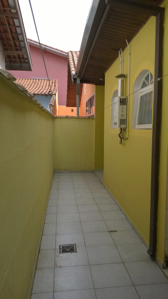 Casa à venda Jardim Portugal com 128m² e 2 quartos por R$ 385.000 - 1373140497-fundos-da-casa-1.jpg