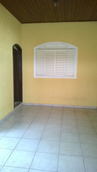 Casa à venda Jardim Portugal com 128m² e 2 quartos por R$ 385.000 - 1717719798-garagem.jpg