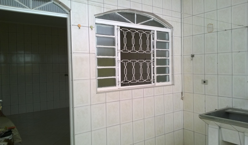 Casa à venda Jardim Portugal com 128m² e 2 quartos por R$ 385.000 - 658489323-area-de-servico.jpg