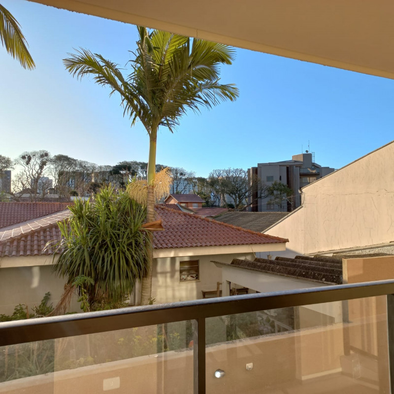 Apartamento à venda Bacacheri com 62m² e 2 quartos por R$ 400.000 - 1676424795-233c3f83-95f6-4e9f-bbe8-17531585c4ba.jpg