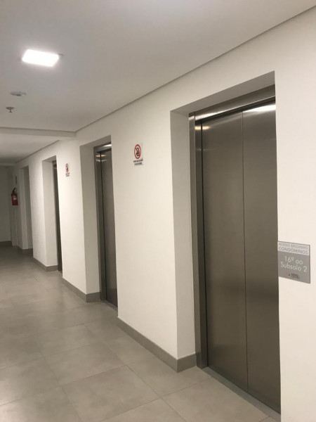 Comercial à venda Centro com 29m² e 1 quarto por R$ 295.000 - 1402034420-corredor.jpeg