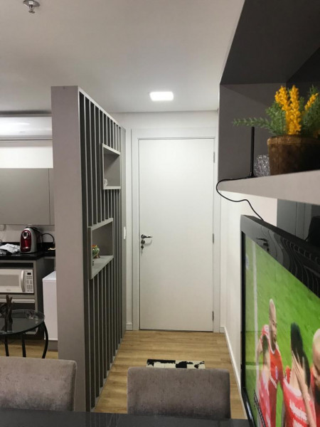 Comercial à venda Centro com 29m² e 1 quarto por R$ 295.000 - 1918839023-visao-da-saida.jpeg