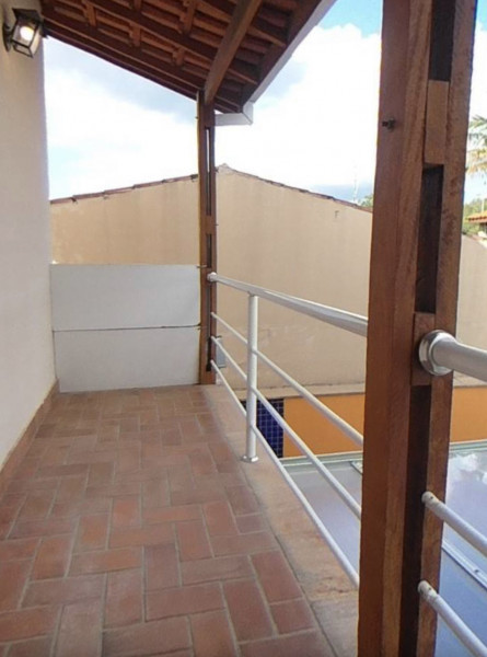 Casa à venda Jardim Leocadia com 175m² e 2 quartos por R$ 620.000 - 821949786-70ba3e8e-c0c1-4008-aa7c-e16711b32699.jpeg