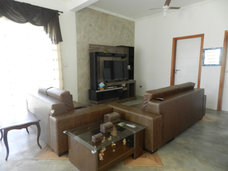 Casa à venda Centro com 238m² e 2 quartos por R$ 400.000 - 1862223419-dscn4034.JPG