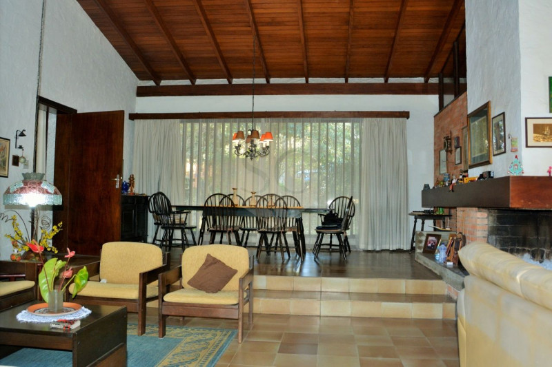 Casa à venda Riviera Paulista com 450m² e 5 quartos por R$ 1.700.000 - 107816504-sala-3.jpeg