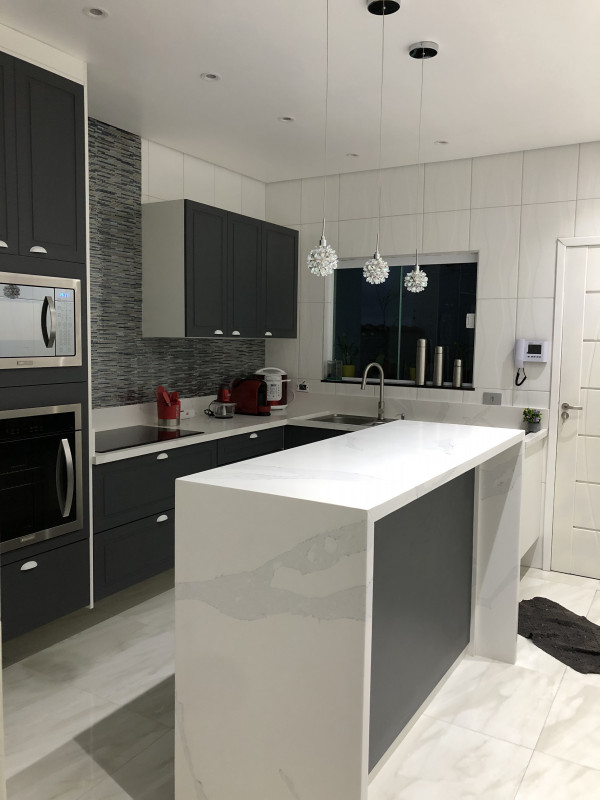 Casa à venda Vila Santana com 260m² e 3 quartos por R$ 900.000 - 1513866162-4442ad76-fbc0-4f1c-b730-2b089781b4ce.jpeg