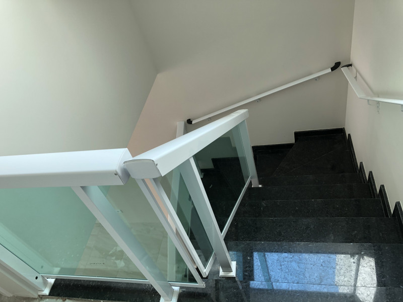 Casa à venda Vila Santana com 260m² e 3 quartos por R$ 900.000 - 993912786-ed5f6588-bca6-4791-9ce3-d73006ceb5de.jpeg