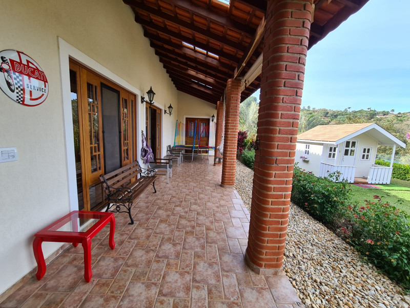 Casa à venda Capela do Barreiro com 435m² e 4 quartos por R$ 2.000.000 - 683852424-7.JPG
