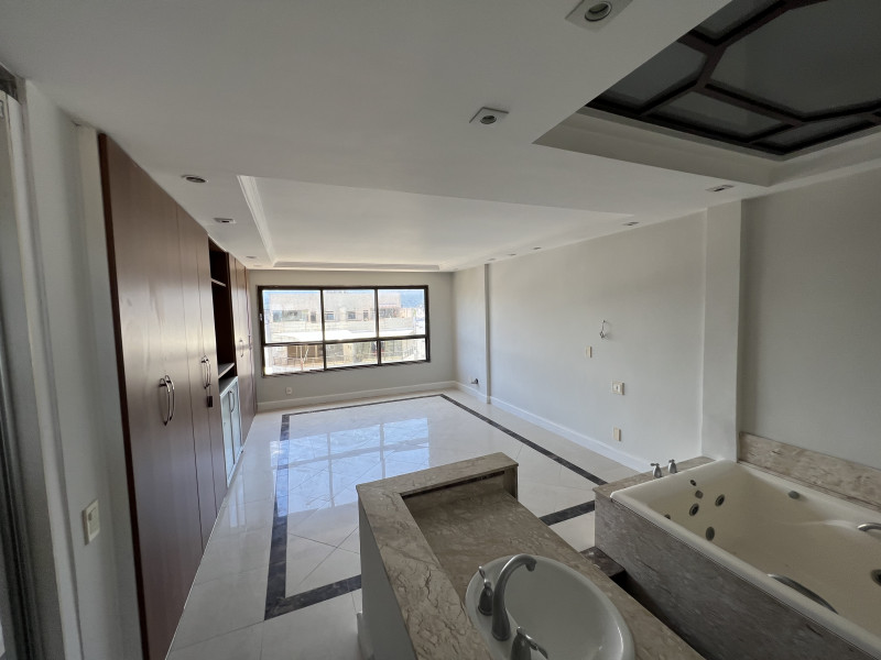 Cobertura à venda Recreio dos Bandeirantes com 410m² e 5 quartos por R$ 3.500.000 - 1681689885-a0fe90a3-8045-413e-8782-f0e3501252ec.jpeg