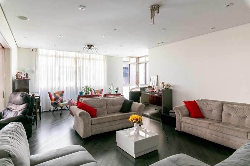 Apartamento à venda Higienópolis com 234m² e 4 quartos por R$ 2.450.000 - 1066702812-r.jpg