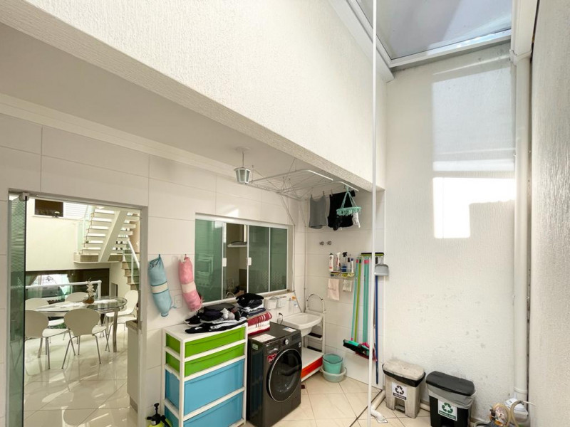 Casa à venda Vila Scarpelli com 120m² e 3 quartos por R$ 698.000 - 370682612-596ace06-ac7b-4d14-a532-8ff7f1c1a30a.jpeg