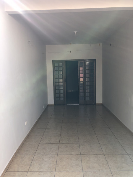 Casa à venda Jardim Ouro Verde II com 102m² e 4 quartos por R$ 141.000 - 678021276-img-0864.jpg