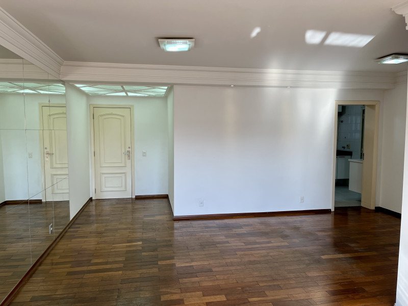 Apartamento à venda Centro com 130m² e 3 quartos por R$ 780.000 - 1796117205-5eb73122-9a0a-4ddf-a86d-7ae27ed28cdb.jpeg