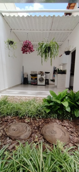 Casa à venda Planalto com 170m² e 3 quartos por R$ 415.000 - 1590405314-fotos-1.jpeg