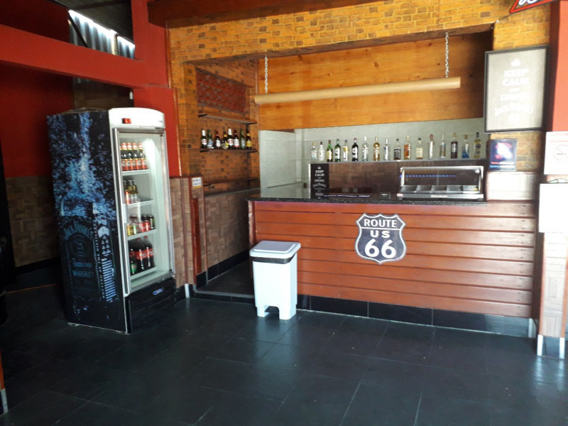 Casa à venda Curicica com 360m² e 4 quartos por R$ 1.100.000 - 709118885-2e03570f-9d98-4229-af25-3d91600bebba.jpg