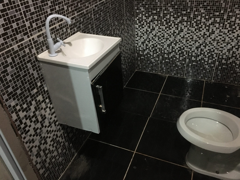 Casa à venda Parque Araguari com 200m² e 5 quartos por R$ 100.000 - 1000520962-img-0522.JPG