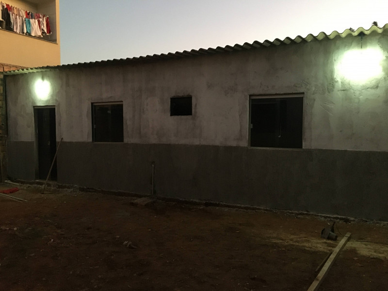 Casa à venda Parque Araguari com 200m² e 5 quartos por R$ 100.000 - 1784212667-img-0512.JPG
