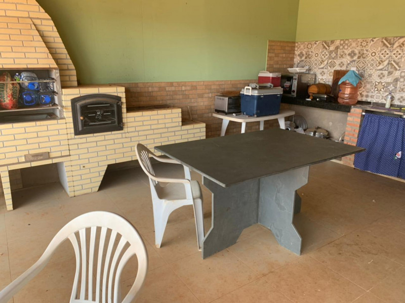 Casa à venda Centro com 140m² e 2 quartos por R$ 155.000 - 1731475174-whatsapp-image-2022-11-20-at-11.jpeg