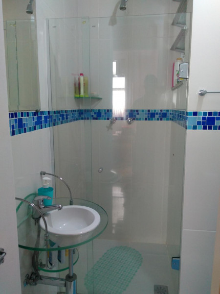Apartamento à venda Tijuca com 69m² e 2 quartos por R$ 510.000 - 1231248342-banheiro.jpg