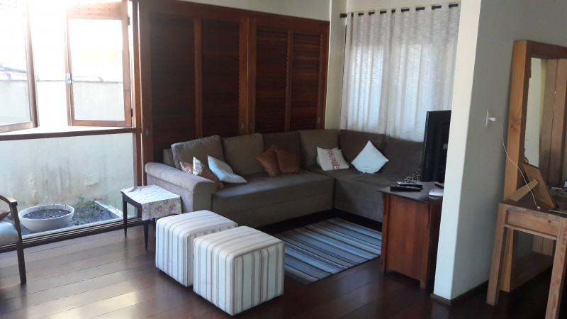 Casa à venda Jardim Amália com 197m² e 3 quartos por R$ 1.000.000 - 563339326-8.jpg