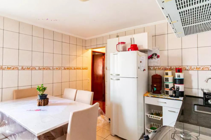 Apartamento à venda Jardim Santa Adélia com 64m² e 2 quartos por R$ 200.000 - 1151950855-cozinha-3.png
