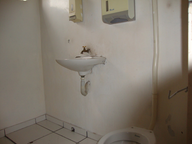 Casa à venda Jardim Santa Maria com 420m² e 4 quartos por R$ 990.000 - 1950354004-dsc02180.JPG