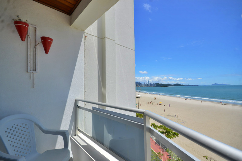 Apartamento à venda Centro com 85m² e 2 quartos por R$ 1.690.000 - 499606492-apartamento-a-venda-no-edificio-alice-em-balneario-camboriu-18.JPG