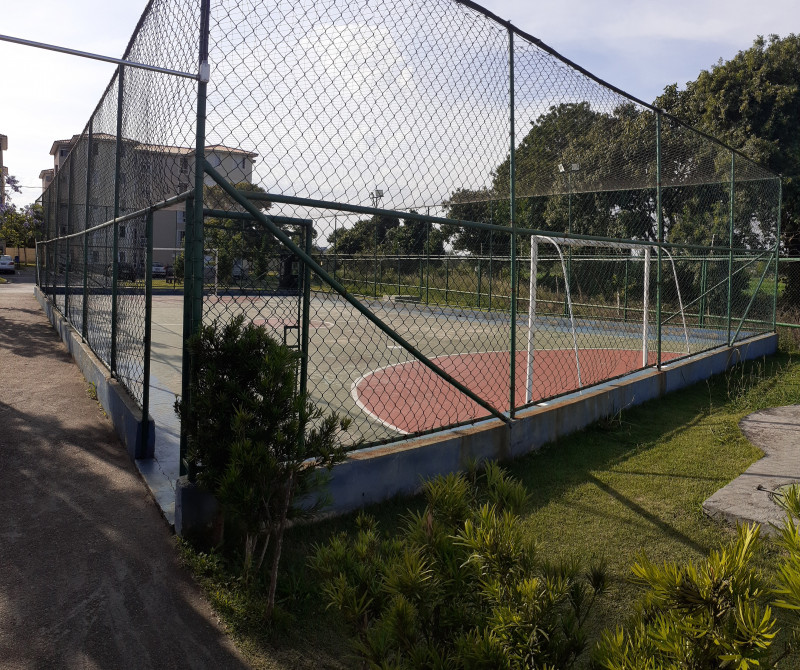 Apartamento à venda Parque Santa Rosa com 44m² e 2 quartos por R$ 180.000 - 1479074328-quardra-futebol.jpg