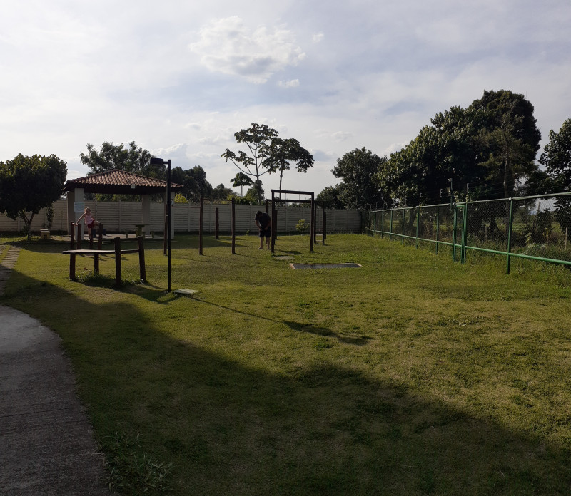 Apartamento à venda Parque Santa Rosa com 44m² e 2 quartos por R$ 180.000 - 1875241474-area-de-exercicio-outro-angulo.jpg