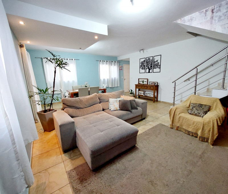 Casa de condomínio à venda Jardim Santa Maria com 232m² e 4 quartos por R$ 750.000 - 1056009146-img-20220909-wa0039.jpg