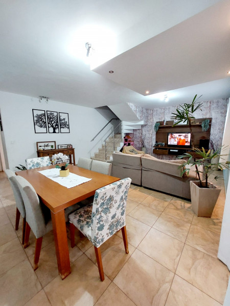 Casa de condomínio à venda Jardim Santa Maria com 232m² e 4 quartos por R$ 750.000 - 286288922-img-20220909-wa0037.jpg