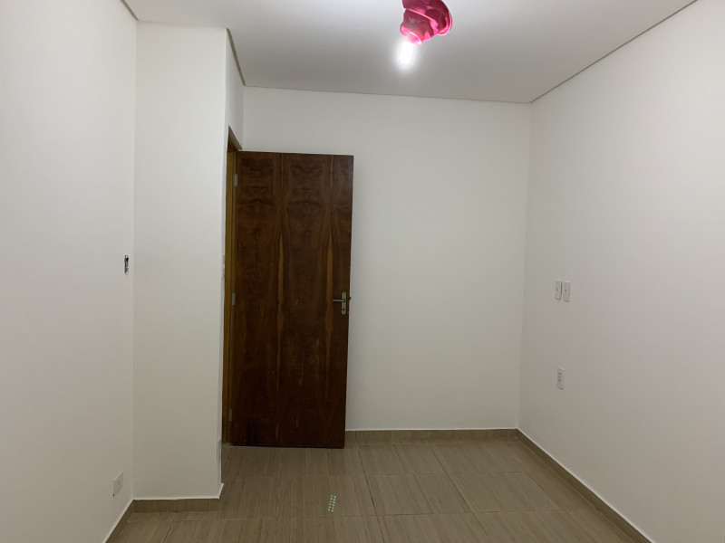 Casa à venda Vila Alto de Santo André com 110m² e 3 quartos por R$ 525.000 - 2007709556-quarto-dos-fundos.jpeg