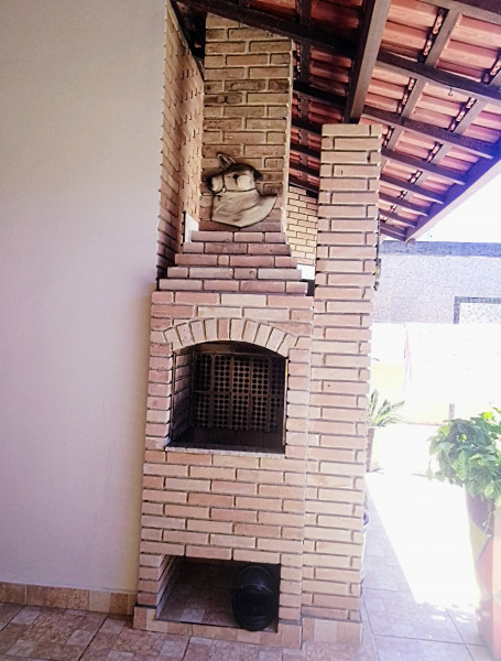 Casa à venda Centro com 250m² e 3 quartos por R$ 440.000 - 354265069-img-20221030-1126533.jpg