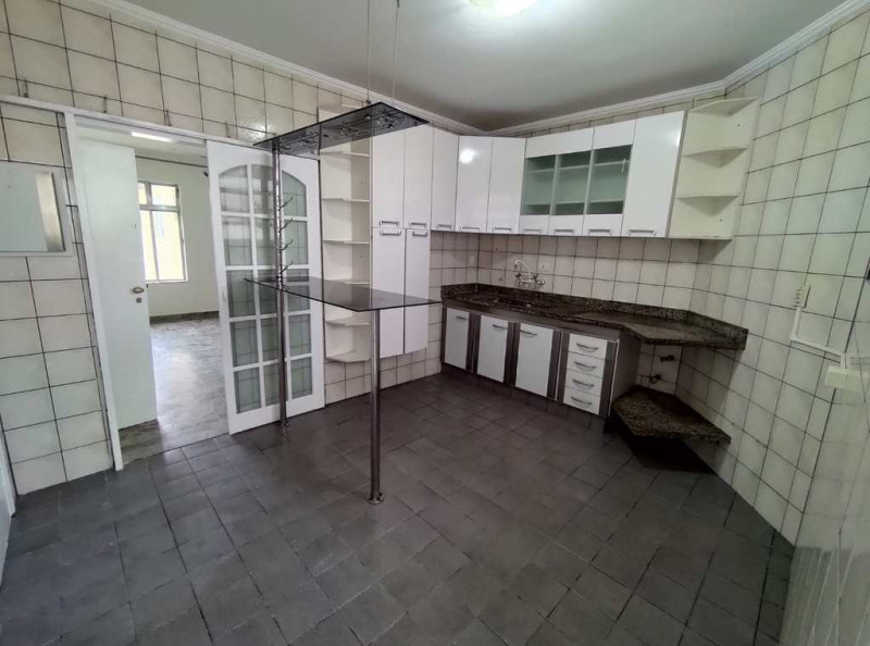 Apartamento à venda Gonzaga com 100m² e 3 quartos por R$ 400.000 - 1129523955-cozinha.jpg