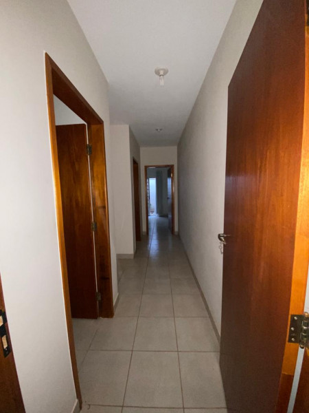 Casa à venda Jardim Portal dos Pioneiros com 85m² e 3 quartos por R$ 280.000 - 1754577339-6cad5eca-02aa-4646-b3b0-c96512a6453d.jpg