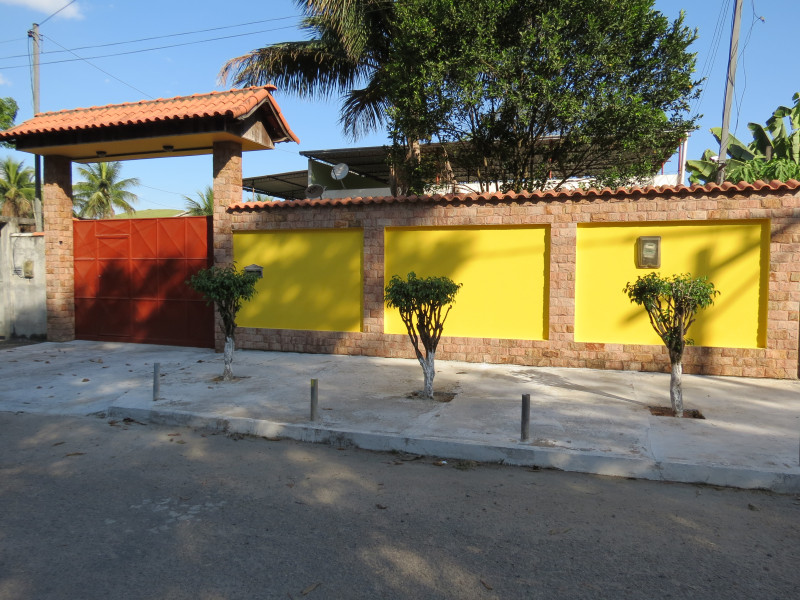Casa à venda Sampaio (Vila Inhomirim) com 480m² e 3 quartos por R$ 260.000 - 1777266896-frente-da-casa-rua-copia.JPG