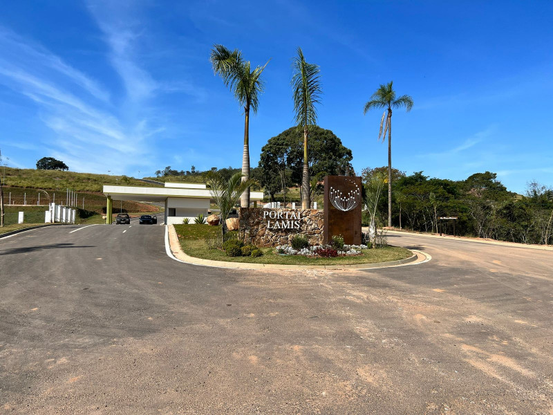 Terreno à venda Laranja Azeda com 300m² e 1 quarto por R$ 340.000 - 1931976832-whatsapp-image-2022-09-27-at-15.jpeg