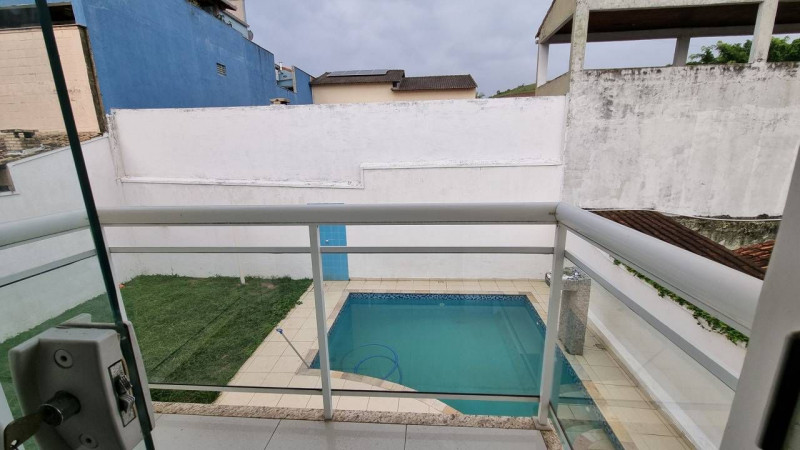 Casa de condomínio à venda Tanque com 304m² e 4 quartos por R$ 950.000 - 1365383567-2.jpeg