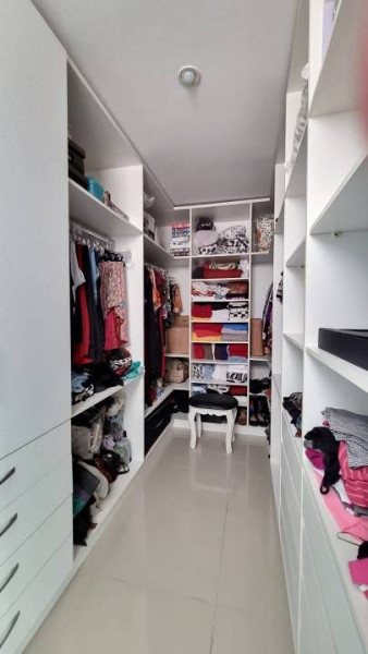 Casa de condomínio à venda Tanque com 304m² e 4 quartos por R$ 950.000 - 255699793-11.jpeg