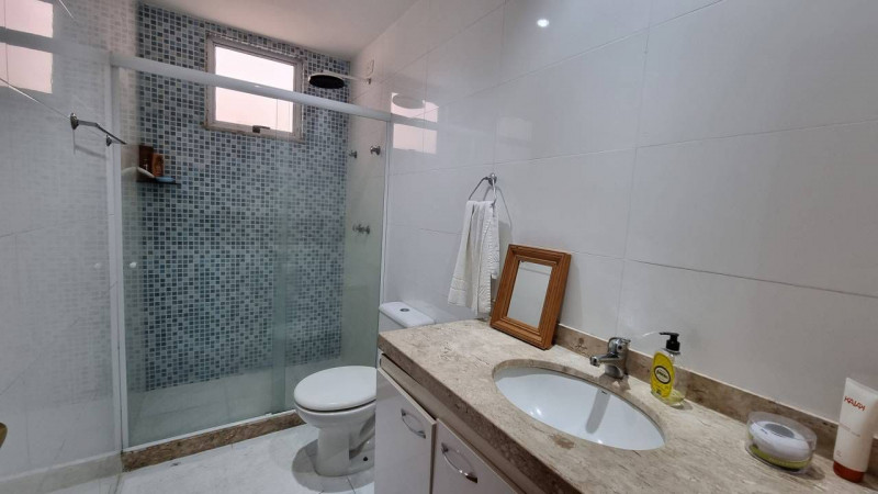 Casa de condomínio à venda Tanque com 304m² e 4 quartos por R$ 950.000 - 390810757-19.jpeg