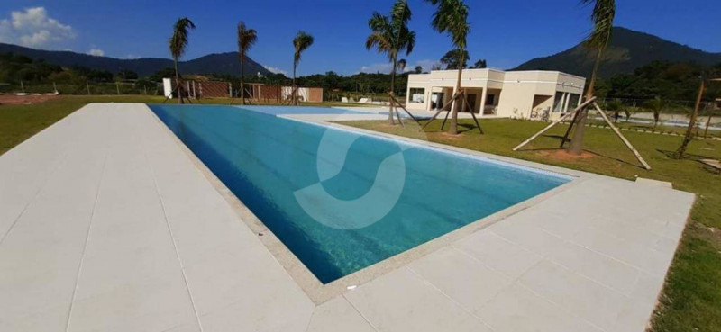 Terreno à venda Ubatiba com 240m² e 1 quarto por R$ 80.000 - 1879149226-zgskvnglg77k.jpg